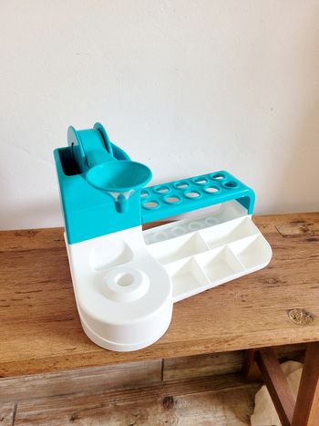 Support L'atelier des stylos Clementoni 