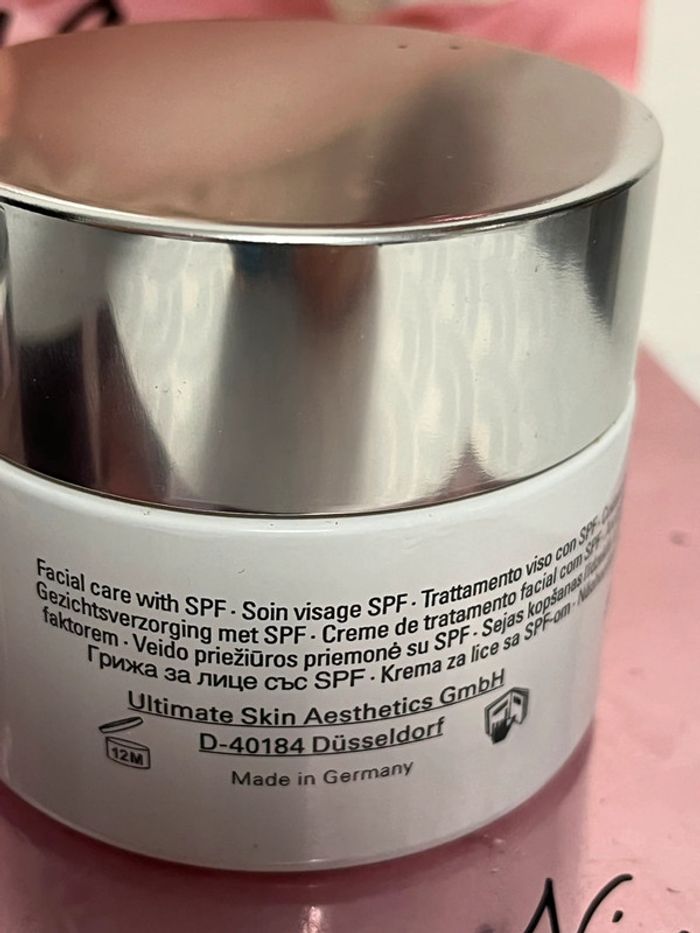 Crème anti âge derma cosmetics - photo numéro 4
