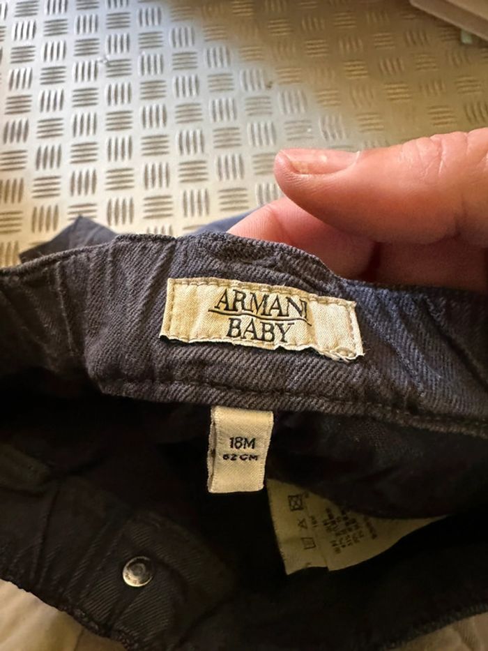 Pantalon Armani 18m - photo numéro 2