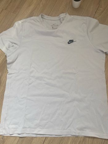 T-shirt Nike taille L