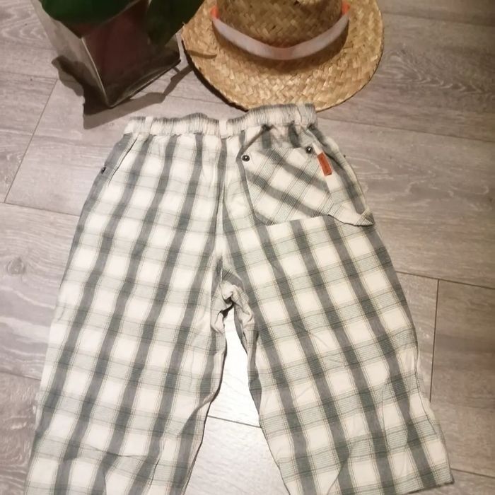 🌸Pantalon à carreaux Taille 2 ans "Chevignon" 🌸 - photo numéro 2