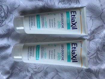 Etiaxil Déo-douche 24h : 2 soins de 200 ml chacun