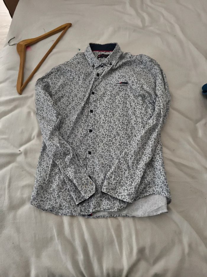 Chemise manche longue a motif bleu foncé homme