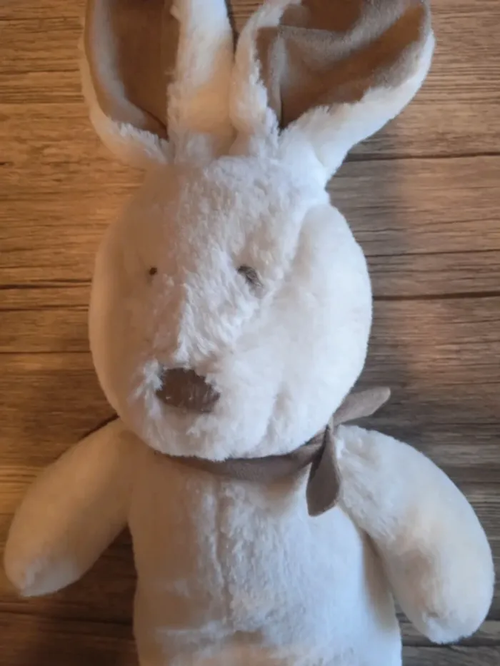Peluche lapin hauteur 34 cm - photo numéro 2