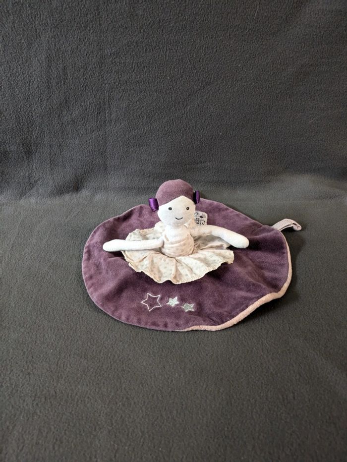 Doudou plat danseuse Moulin Roty