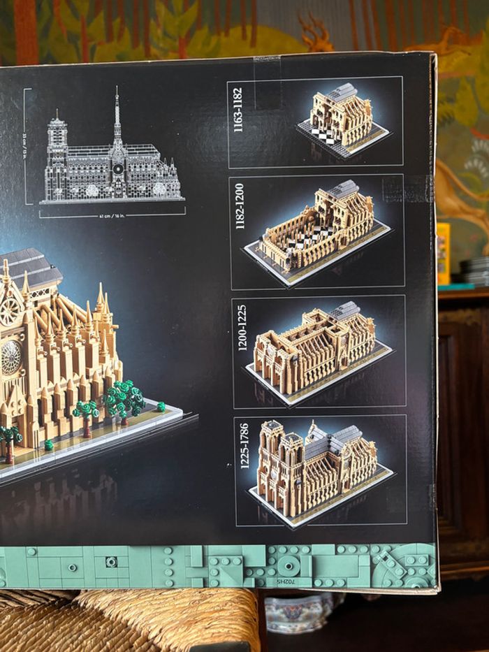 LEGO Architecture 21061 Notre-Dame de Paris • NEUF - photo numéro 6