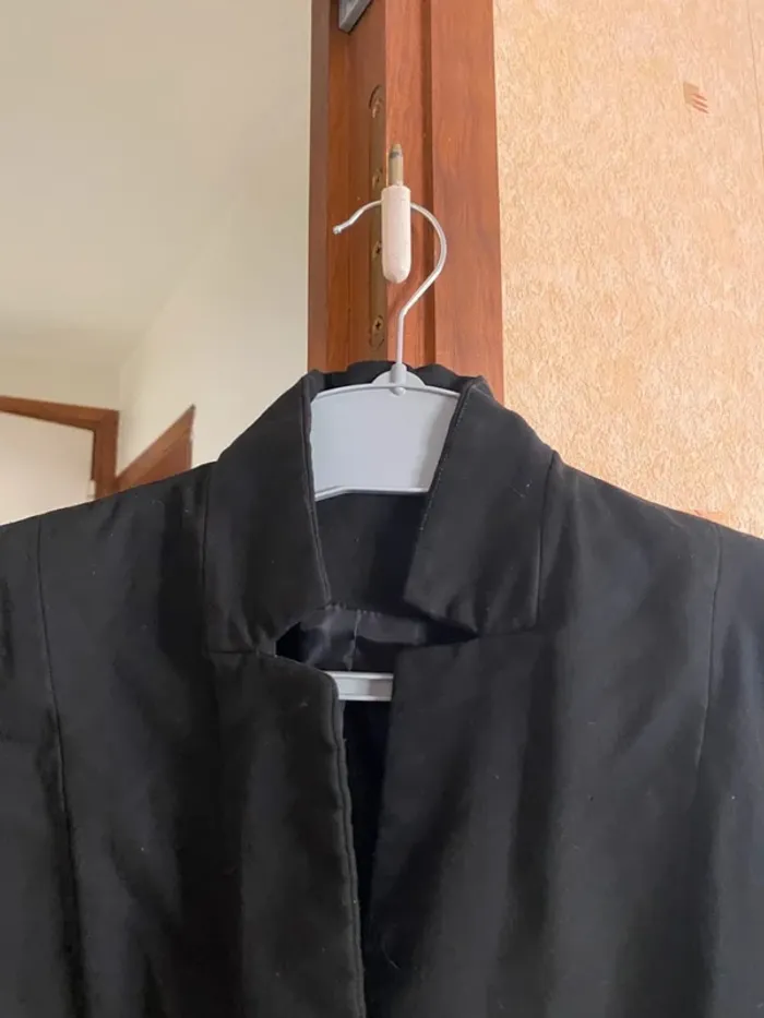 🖤 Blazer noir Lafont – Élégance structurée en taille 42 🖤 - photo numéro 4