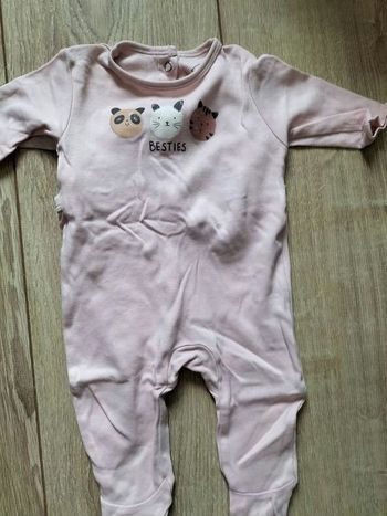 Pyjama tex baby 3 mois ( tâche)
