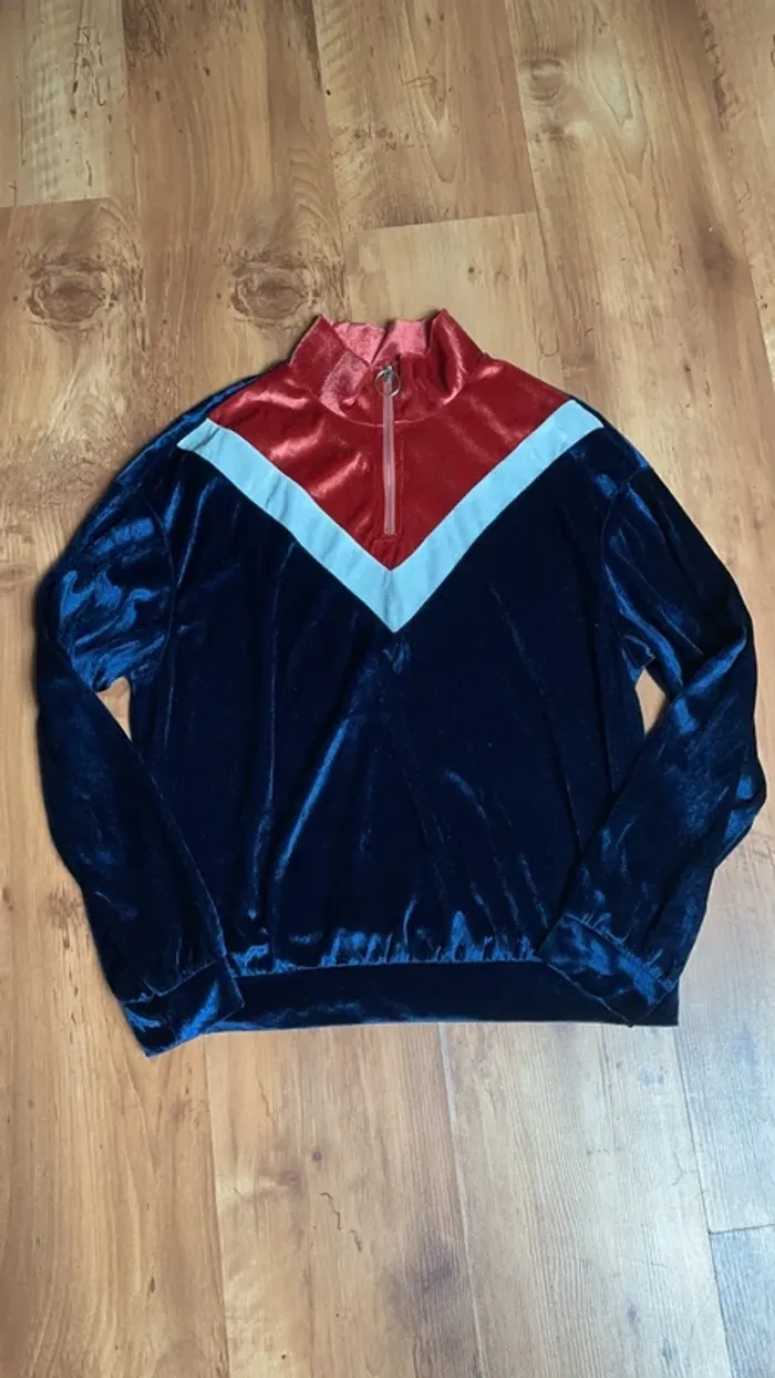 Haut effet velours sport