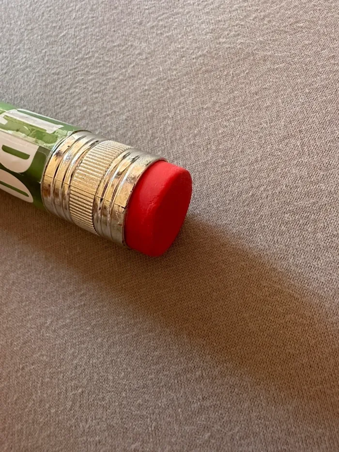 Crayon gris XXL Portugal - photo numéro 4