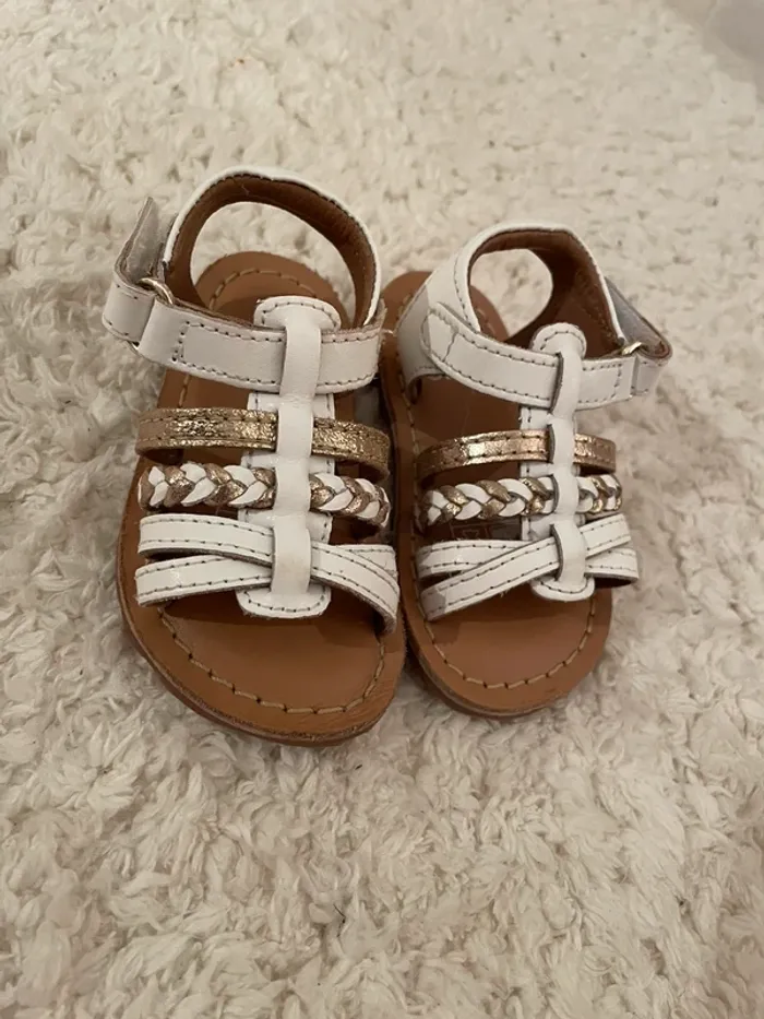Chaussure ouverte - photo numéro 2