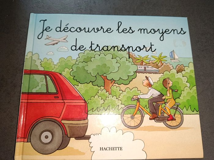 Livre enfant je découvre les moyens de transport