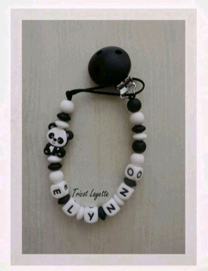 Attache tétine panda