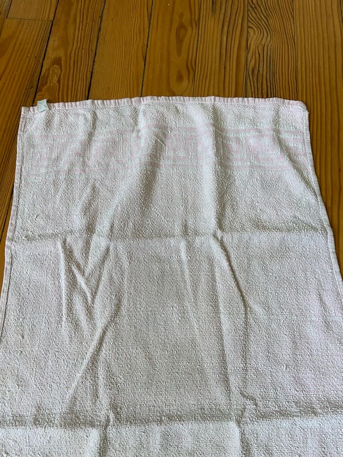 Serviette de bain rose - photo numéro 2