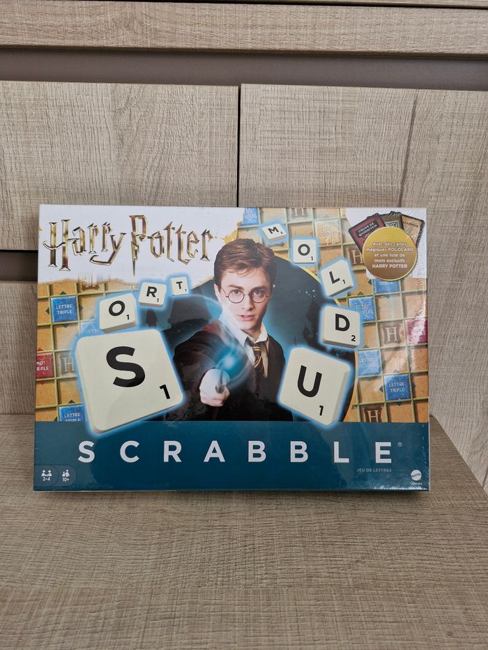 SCRABBLE Harry Potter Neuf