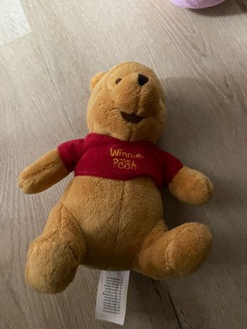 Peluche Winnie l’ourson