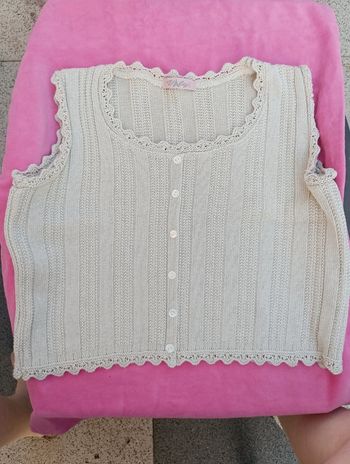 Débardeur brodé taille L comme neuf. Jamais porté