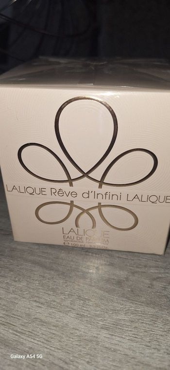 Parfum lalique