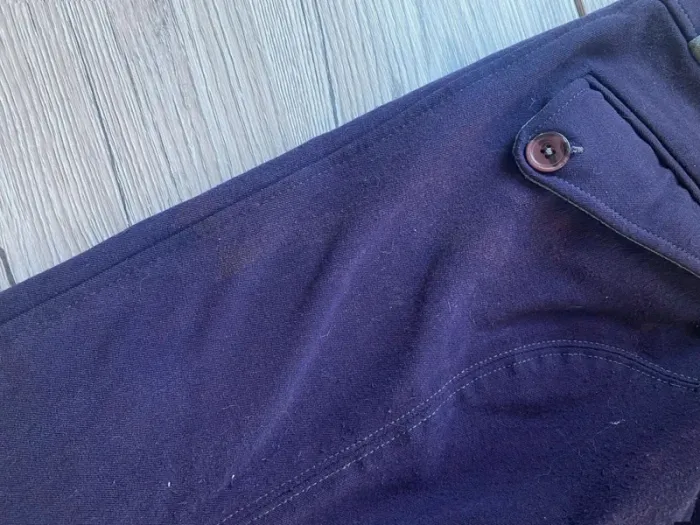 Pantalon  d’équitation  –  Violet – Taille  36 – Très  bon état,  tache à voir sur photo - photo numéro 9