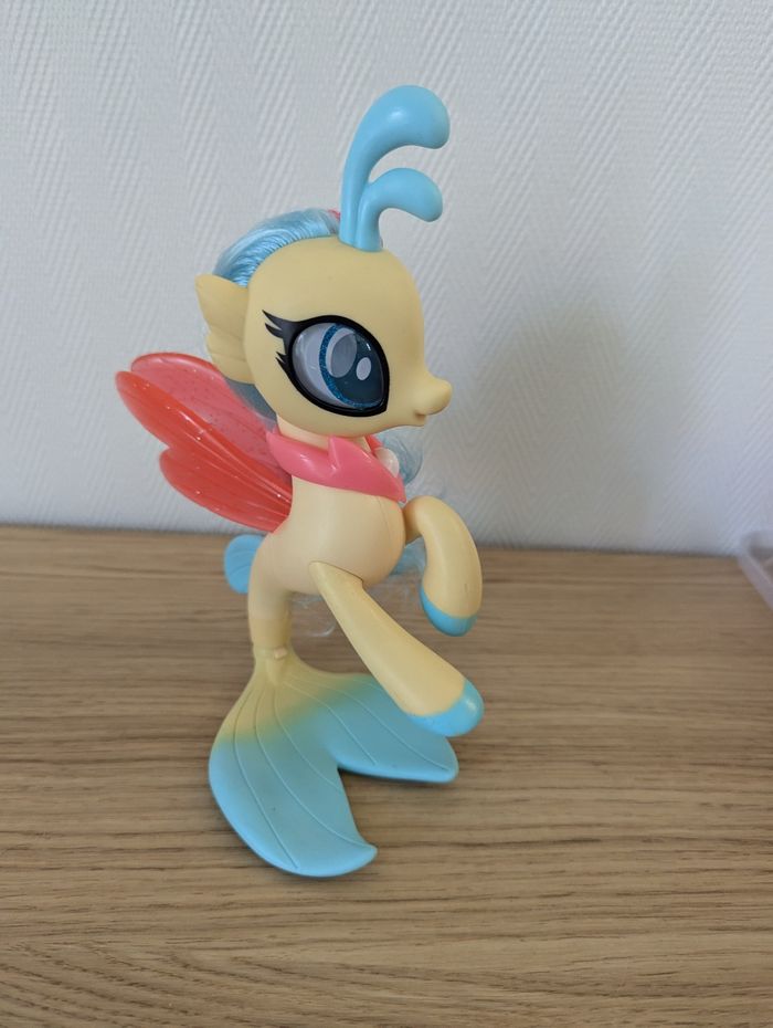 Grand My little Pony g4 princesse skystar - photo numéro 2