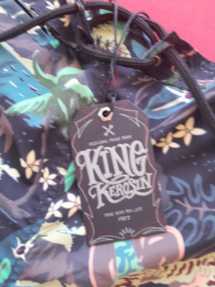 Short de bain long King Kerosin neuf avec étiquette - photo numéro 2