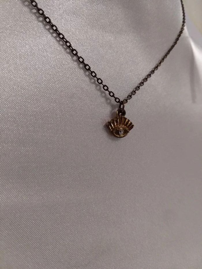 Collier oeil - photo numéro 2