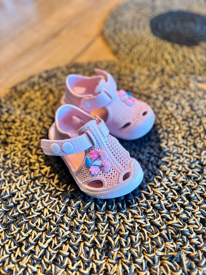 Chaussures fermées souple bébé - photo numéro 2