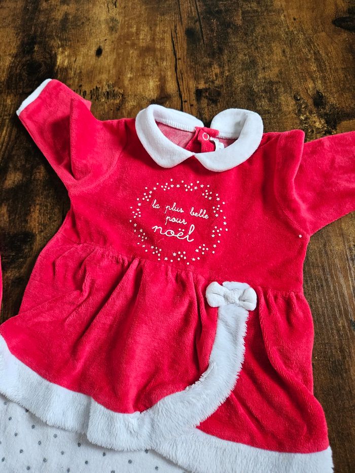 Pyjama de Noël avec sont bonnet - photo numéro 3