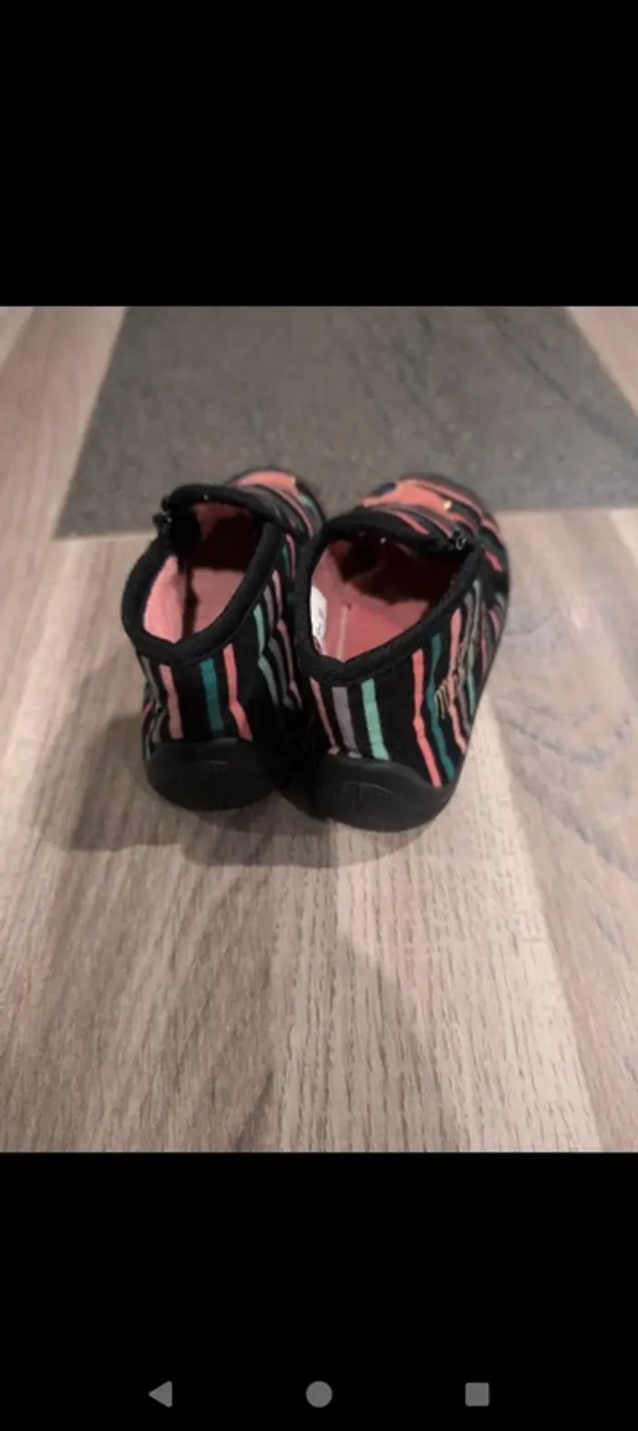 Chaussons a fermeture éclair chaussons taille 25 - photo numéro 3