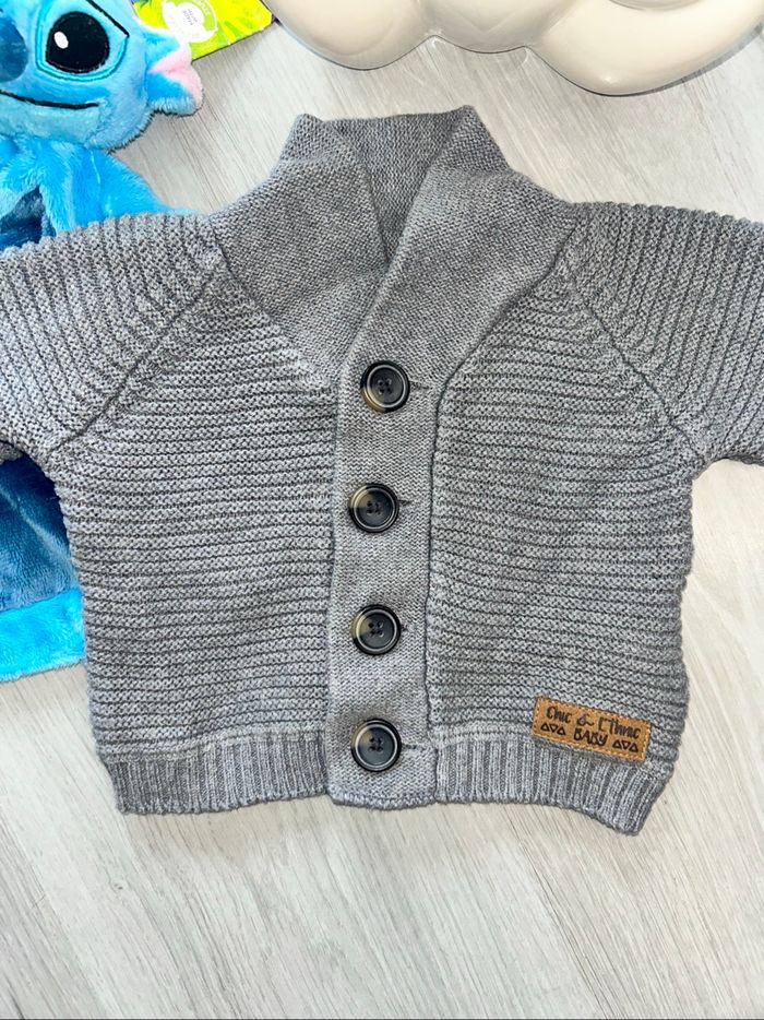 Gilet laine 3mois - photo numéro 2