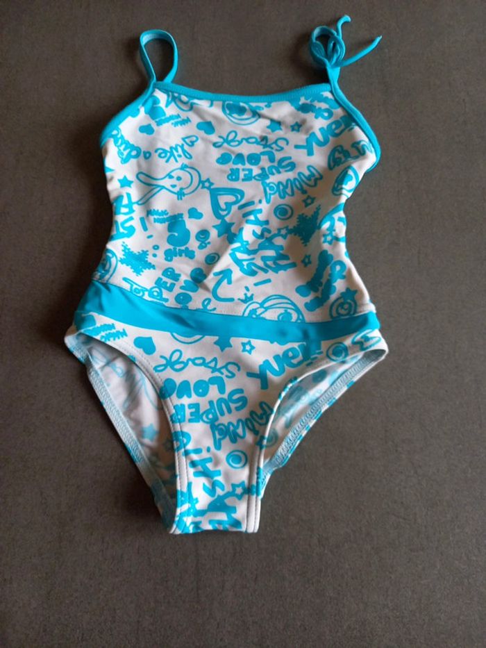 Maillot de bain fille 3 ans