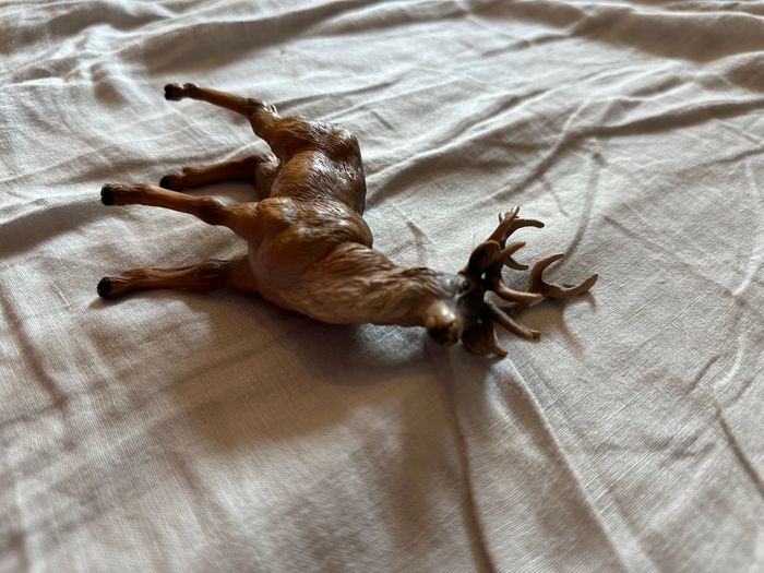 Figurine animal cerf - photo numéro 3