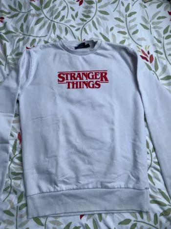 Sweat-shirt stranger things