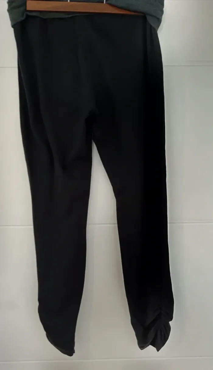 Pantalon yoga femme - photo numéro 2