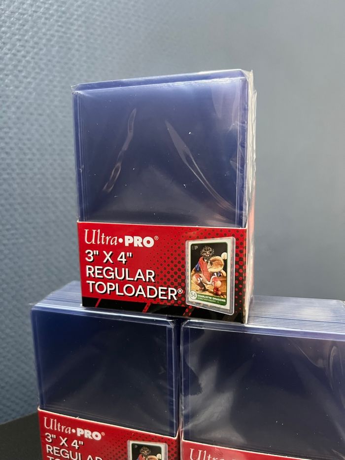 Lot de 3x25 top loader Ultra Pro - photo numéro 2
