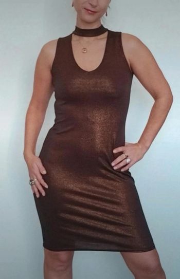 Robe de soirée cuivrée huilée métallisée 38