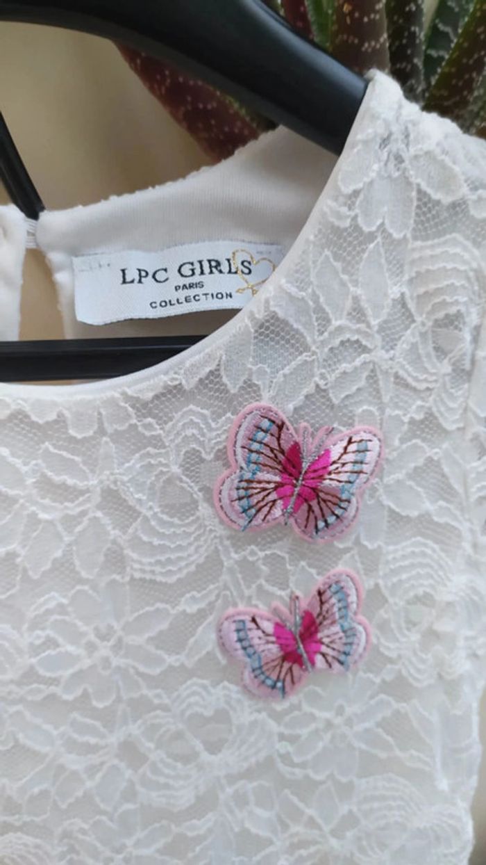 Robe crème avec dentelle 4 ans - photo numéro 2