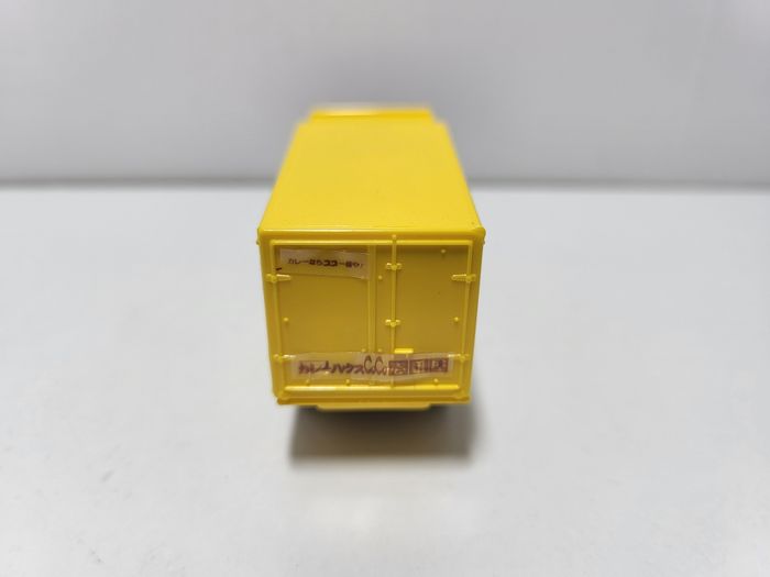 Tomica Isuzu Camion - photo numéro 6