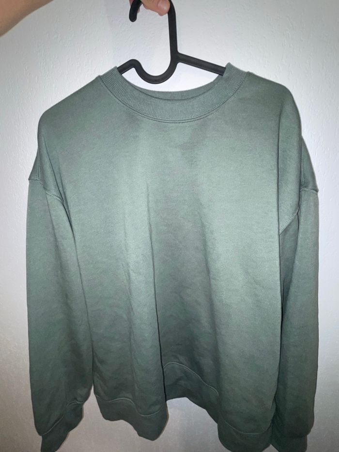 Sweat vert / kaki Primark - photo numéro 3