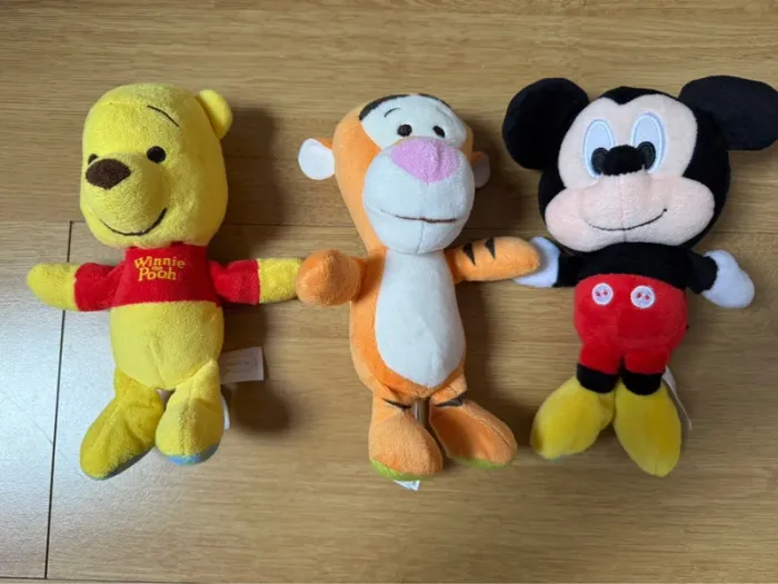 Lot de 3 peluches Disney