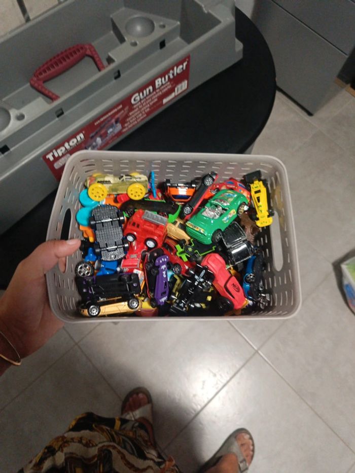 Tres gros lot de petite voiture majorette nerf ect