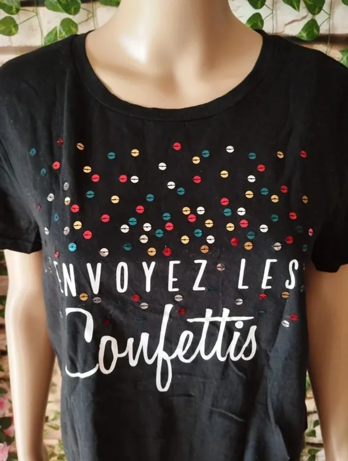 🌸Tshirt Mc Sequins 🌸Kiabi 🌸Taille 40🌸 - photo numéro 2