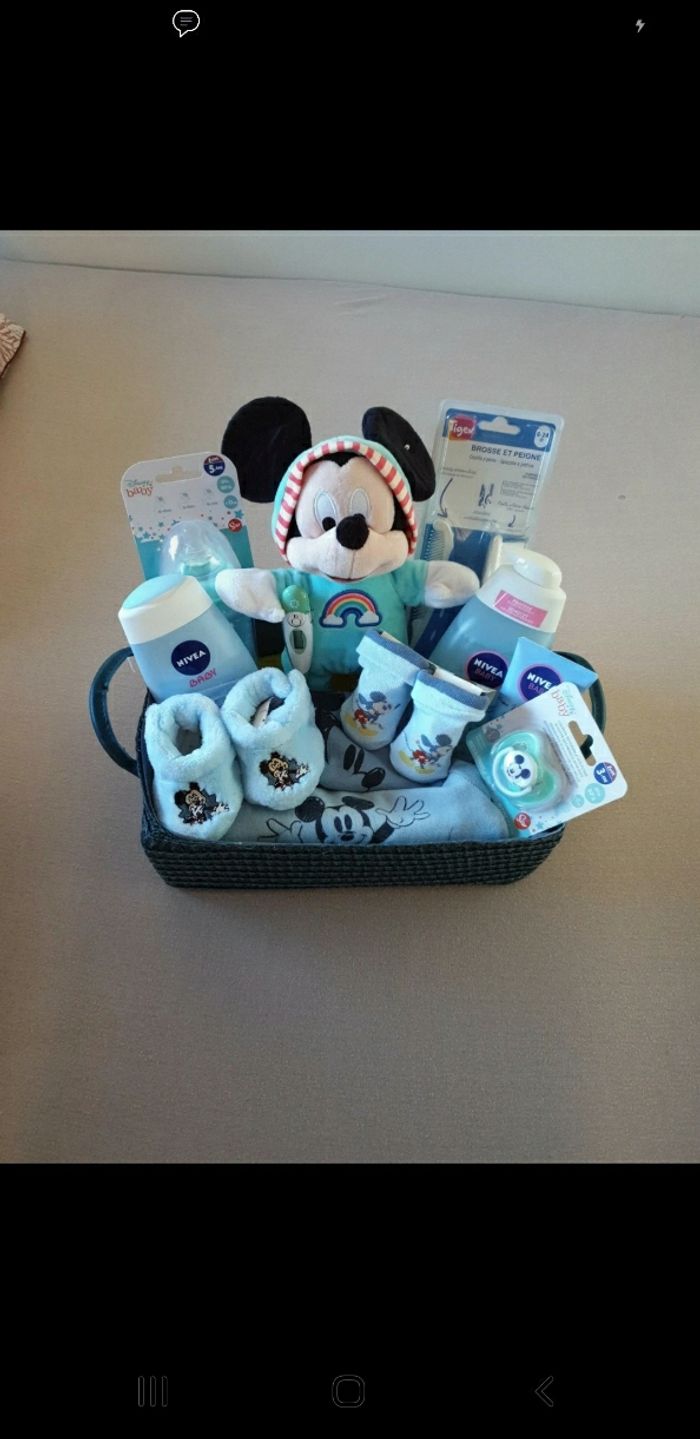 Panier bébé Mickey 3 mois