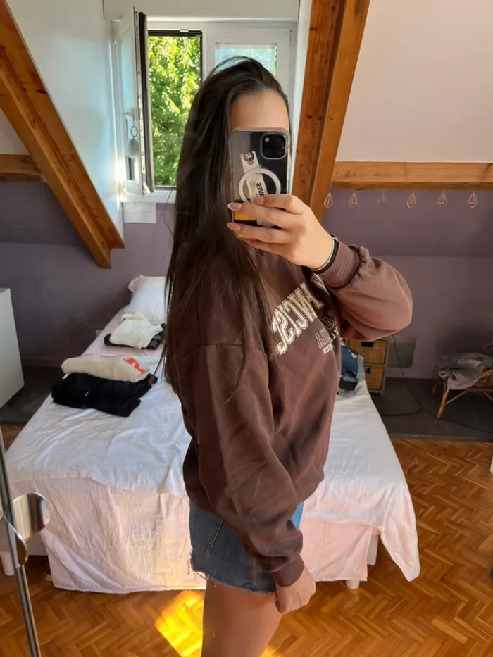 pull marron - photo numéro 6