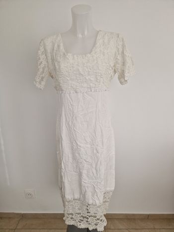 Robe blanche avec dentelle blanc crème Pacific Line
