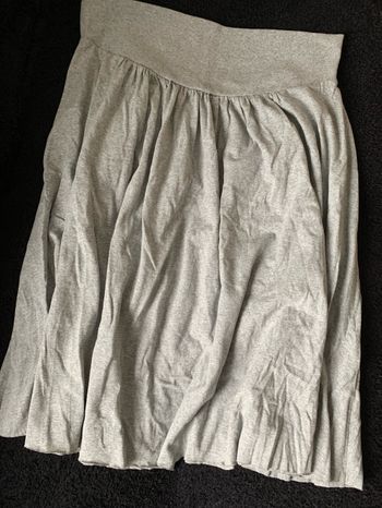 Jupe grise taille 40