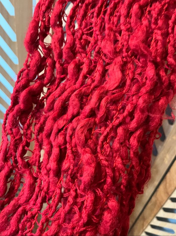 Écharpe rouge 🧣 - photo numéro 5