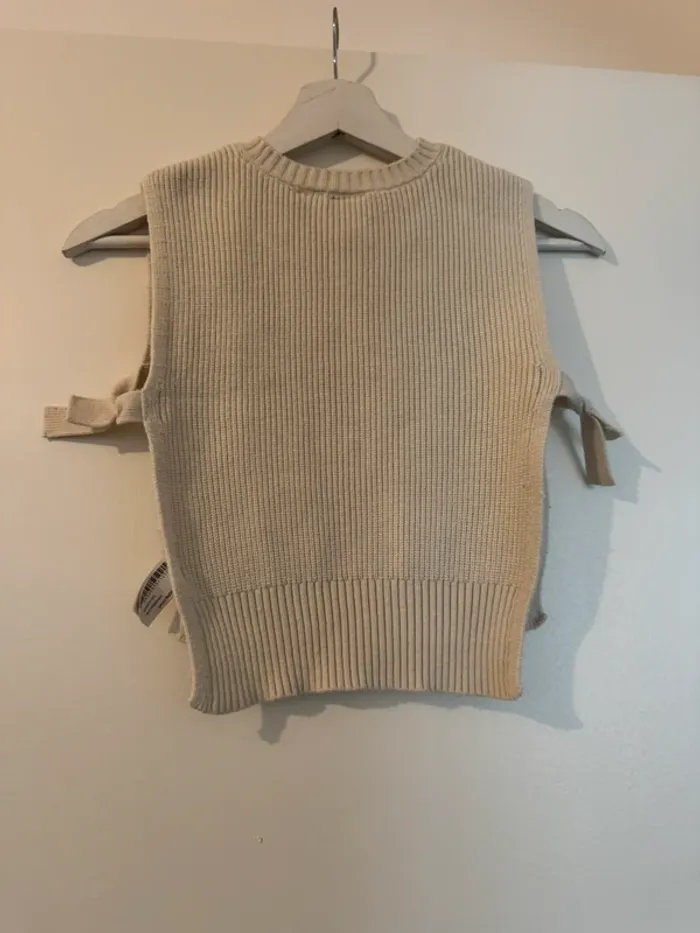 Pull sans manche - photo numéro 2
