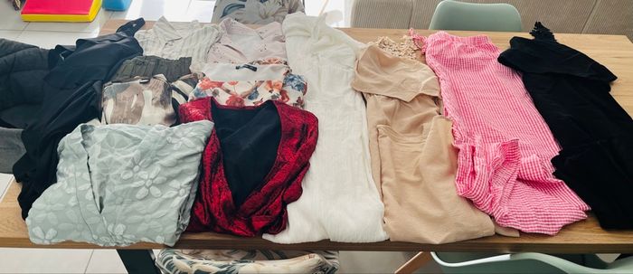 Lot vêtements femme - photo numéro 2