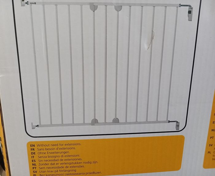 Barrière SAFETY avec perçage 62 à 102 cm - photo numéro 8
